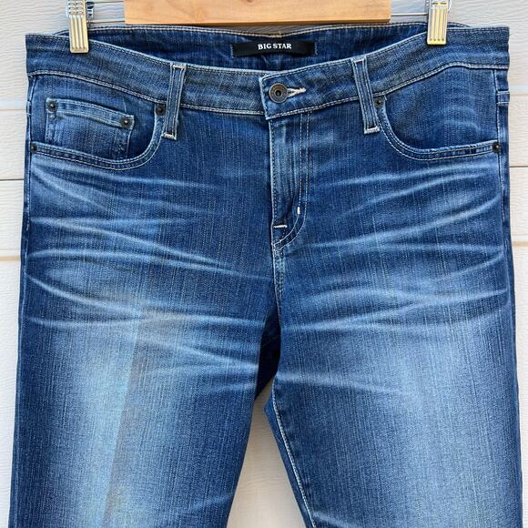 Big Star Maddie Skinny Jean Medium Wash Women Size 30R - Picture 2 of 11